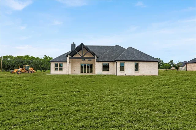 $630,000 | 7637 County Road 1052, Celeste, TX 75423