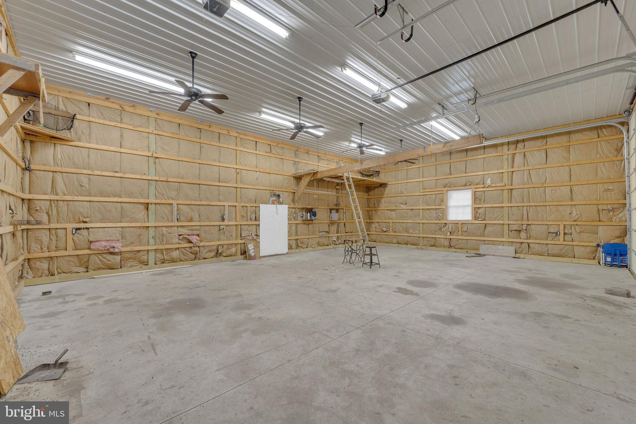 347 Quaker Neck Road Salem, NJ 08079 - Photo 31 of 35 Pole Barn/Garage Interior