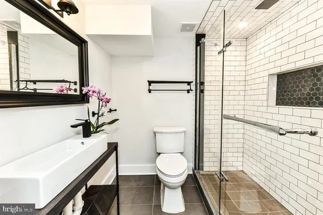 $6,500 | 5311 Roosevelt Street, Bethesda, MD 20814