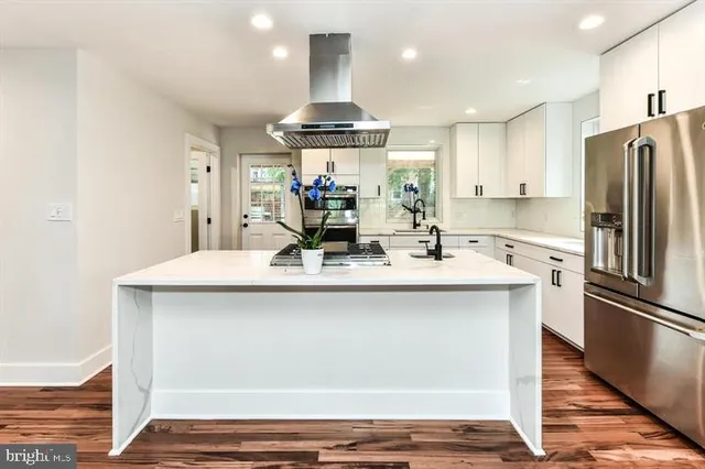 $6,500 | 5311 Roosevelt Street, Bethesda, MD 20814