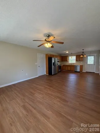 $1,750 | 4 Plaza Drive, Granite Falls, NC 28630