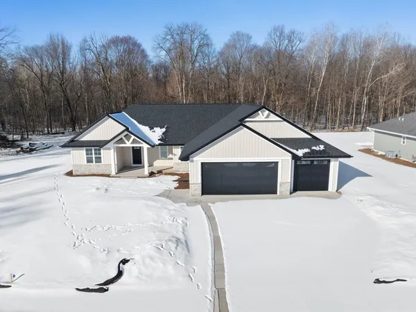 $524,900 | 204 Black Cherry Court, Shawano, WI 54166