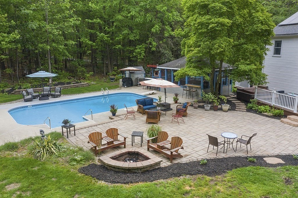 237 Hollis Road Lunenburg, MA 01462 - Photo 39 of 42 a view of a chairs and table in patio