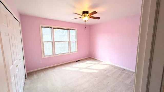 $275,000 | 23721 West Lake Circle, Unit 14, Trenton, MI 48183