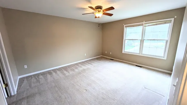 $275,000 | 23721 West Lake Circle, Unit 14, Trenton, MI 48183