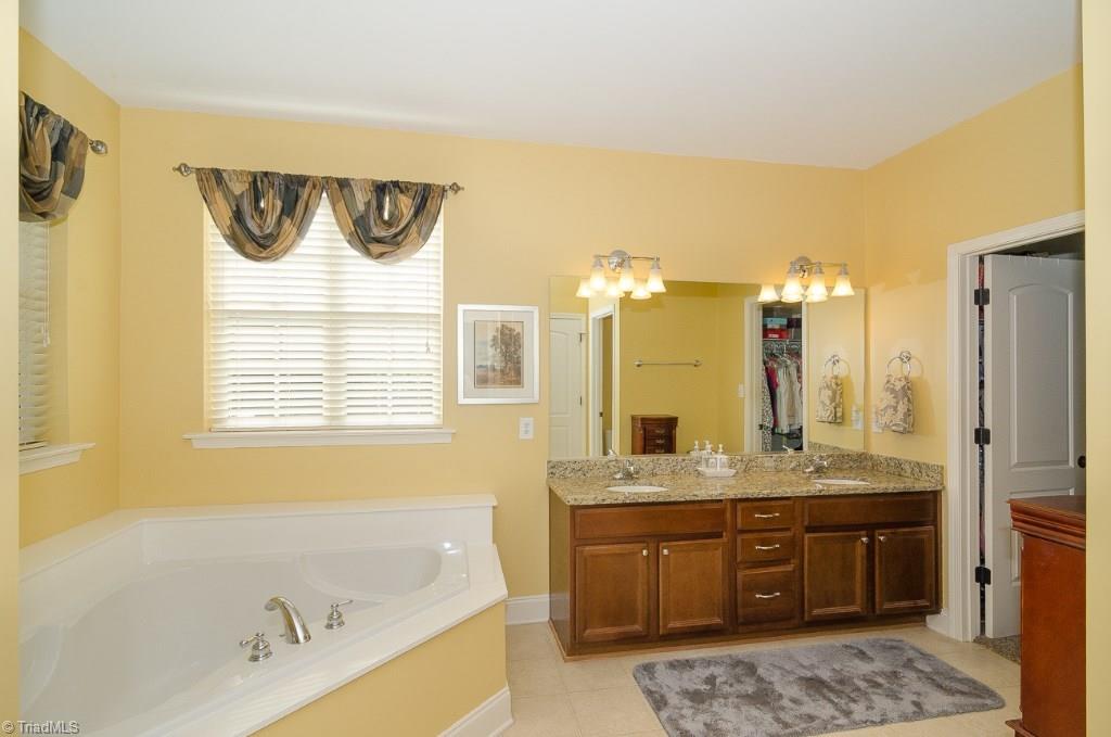 3096 Sycamore Point Trail High Point, NC 27265 - Photo 14 of 26 Gallery Image 14