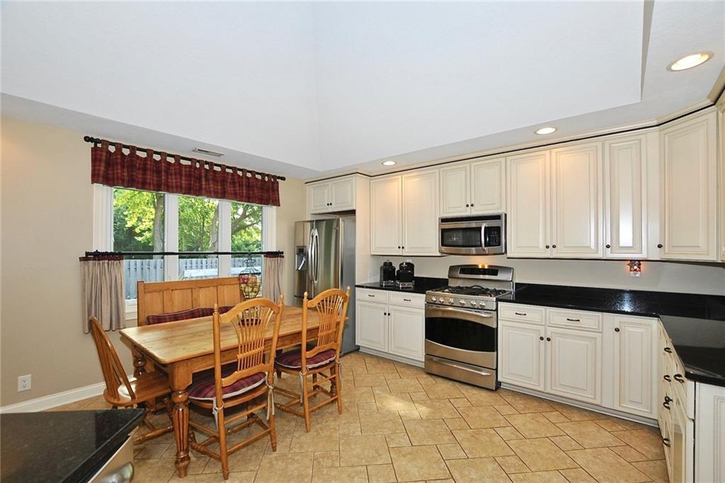 12341 Brompton Road Carmel, IN 46033 - Photo 13 of 47 Gallery Image 13