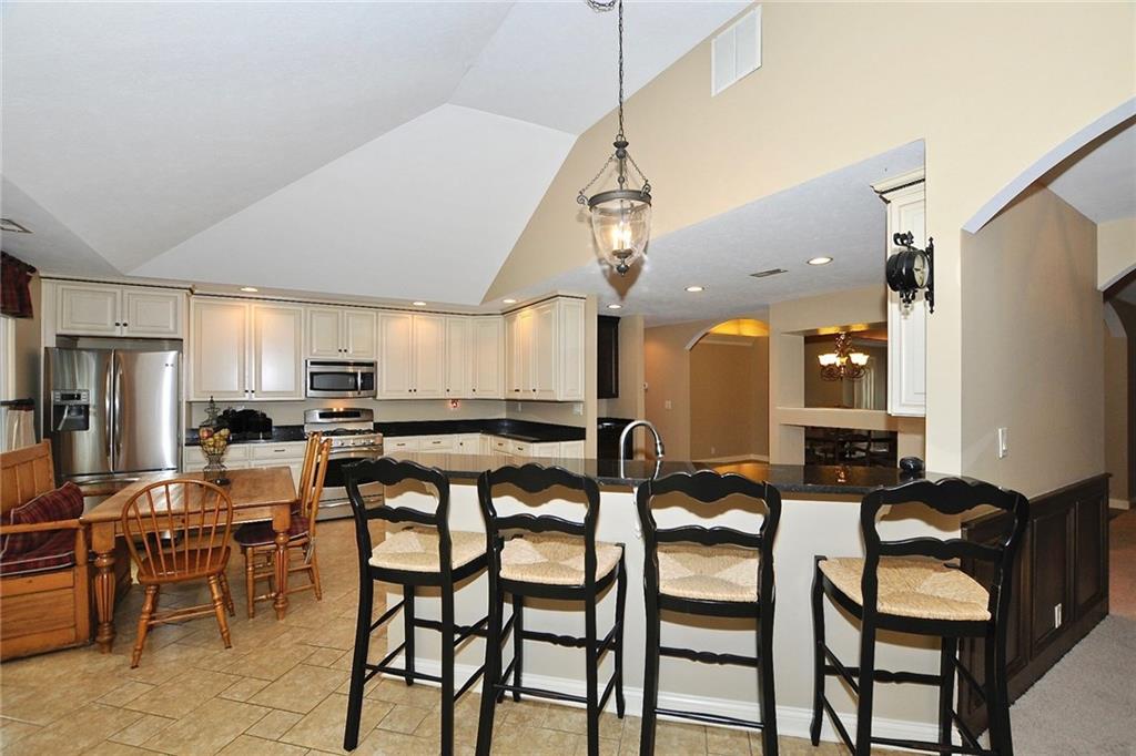 12341 Brompton Road Carmel, IN 46033 - Photo 19 of 47 Gallery Image 19