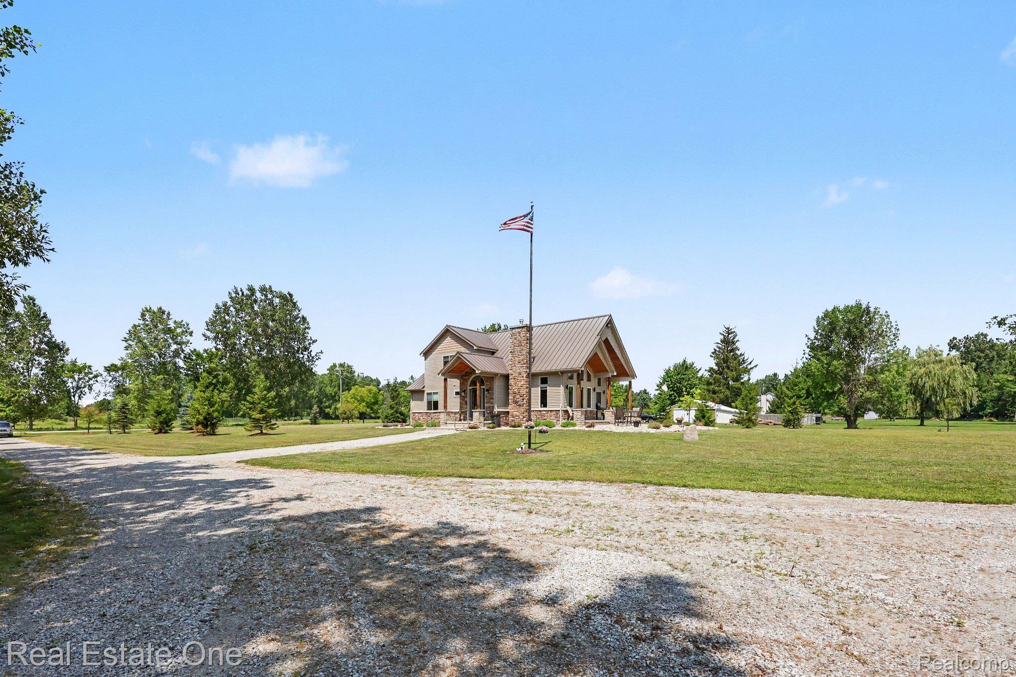 1286 Wheeler Road Allenton, MI 48002 - Photo 4 of 49 004_file_7998.jpg