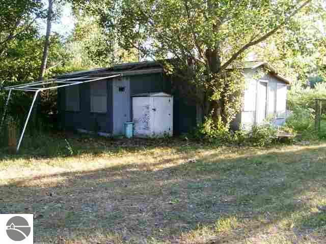 1781 Tyler Road Southeast Kalkaska, MI 49646 - Photo 18 of 25 1729140-17.JPG