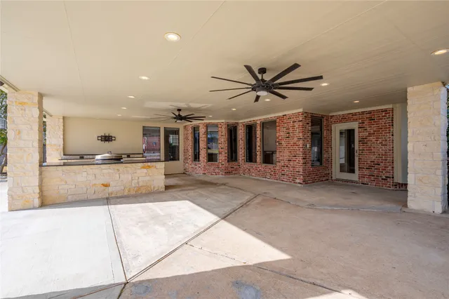 $775,000 | 3913 Summer Manor Drive, League City, TX 77573