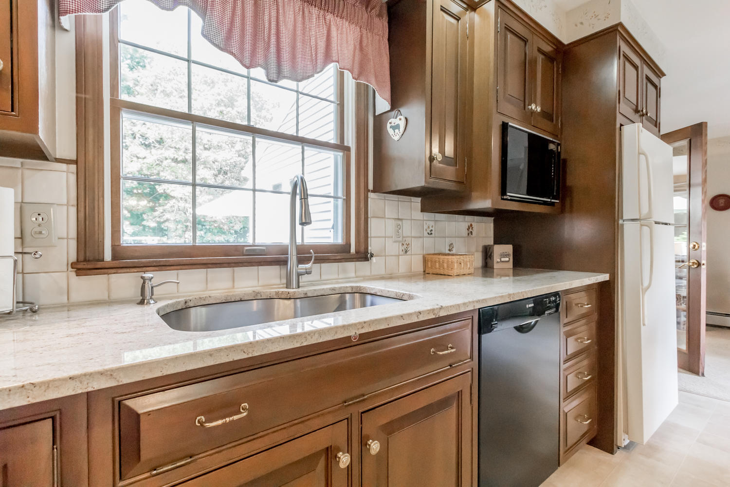 4 Woodland Road Scarborough, ME 04074 - Photo 19 of 50 20190722rf-71037