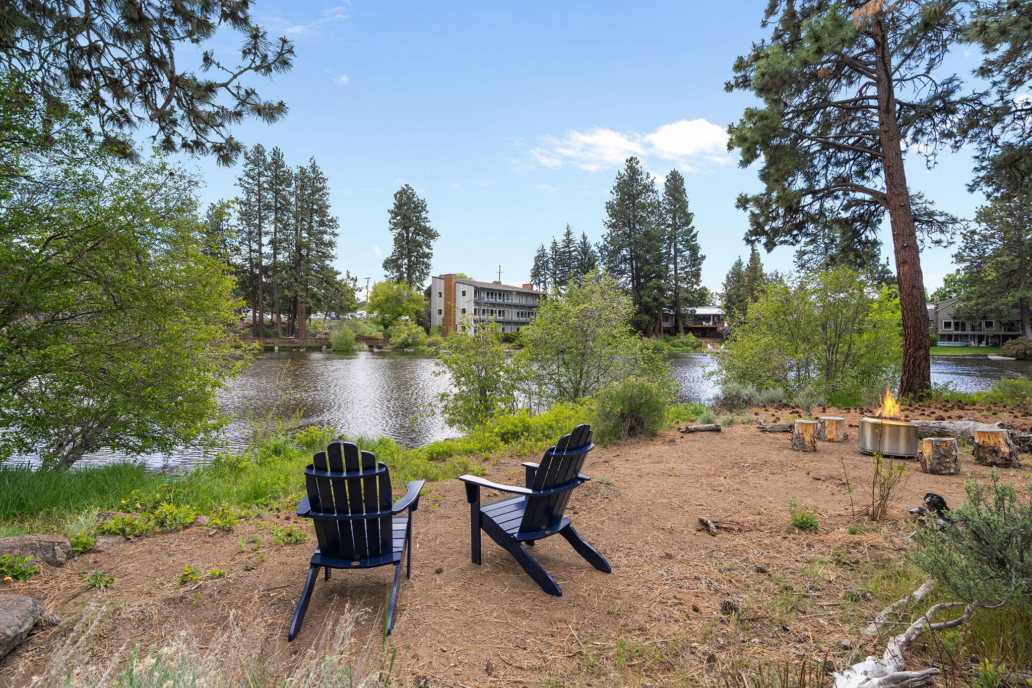 2552 Northwest Rippling River Court Bend, OR 97703 - Photo 40 of 58 39