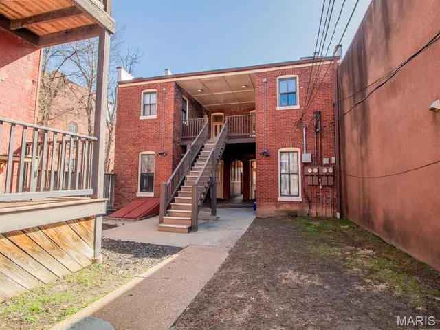 $595,000 | 1911 South 11th Street, St. Louis, MO 63104