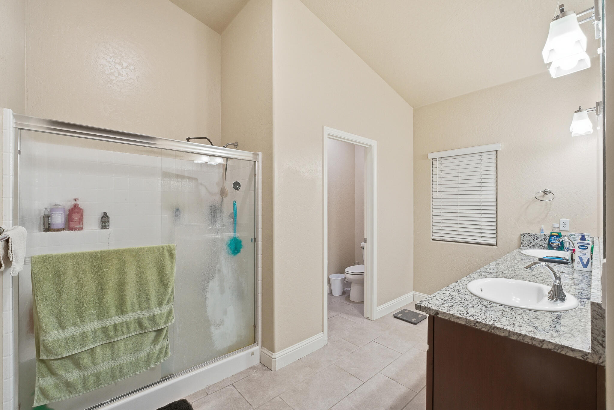 636 Castellina Street Lemoore, CA 93245 - Photo 24 of 31 636 Castellina St. Lemoore-21