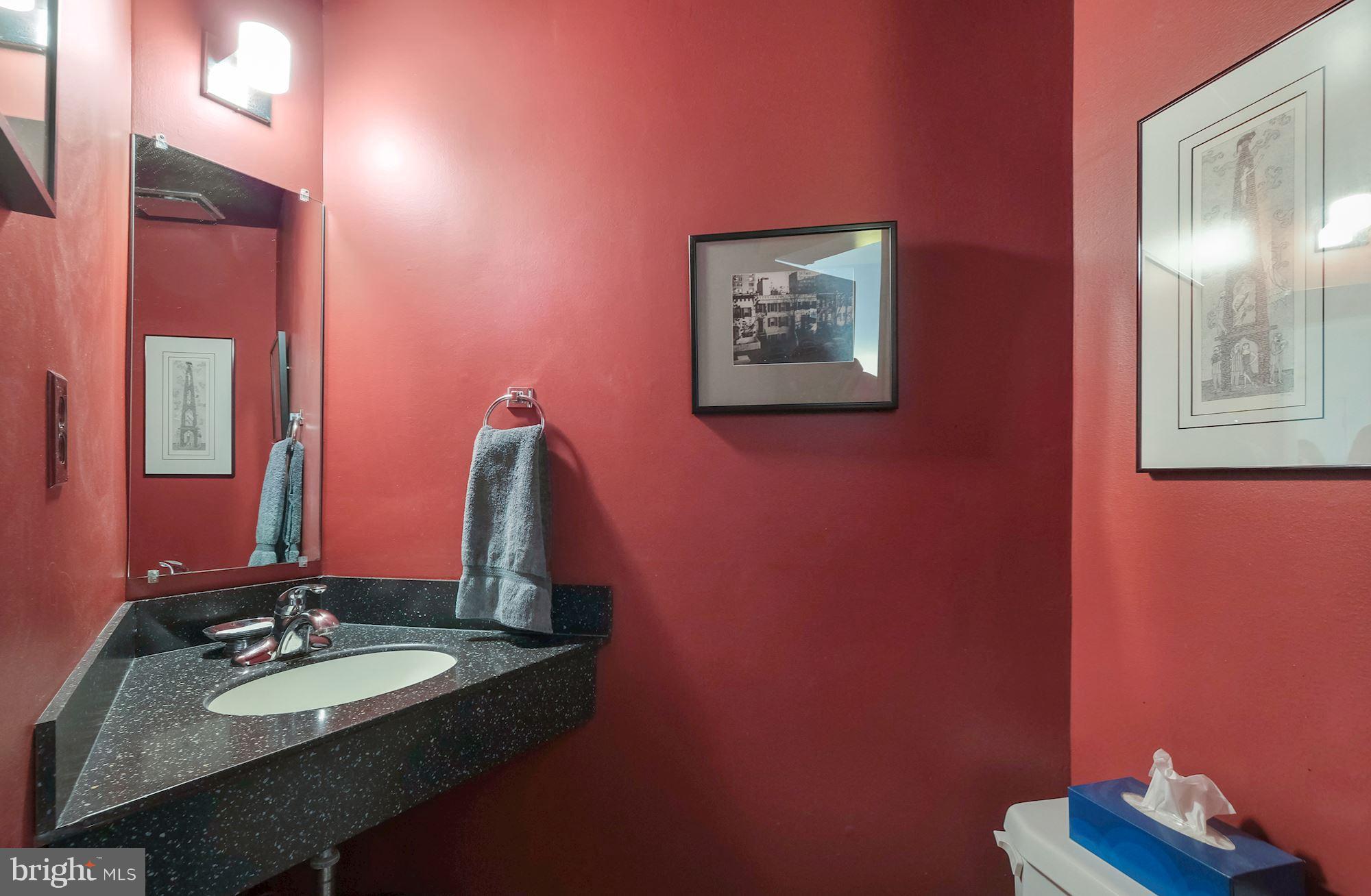 2415 I Street Northwest Washington, DC 20037 - Photo 6 of 28 Powder room on entry level