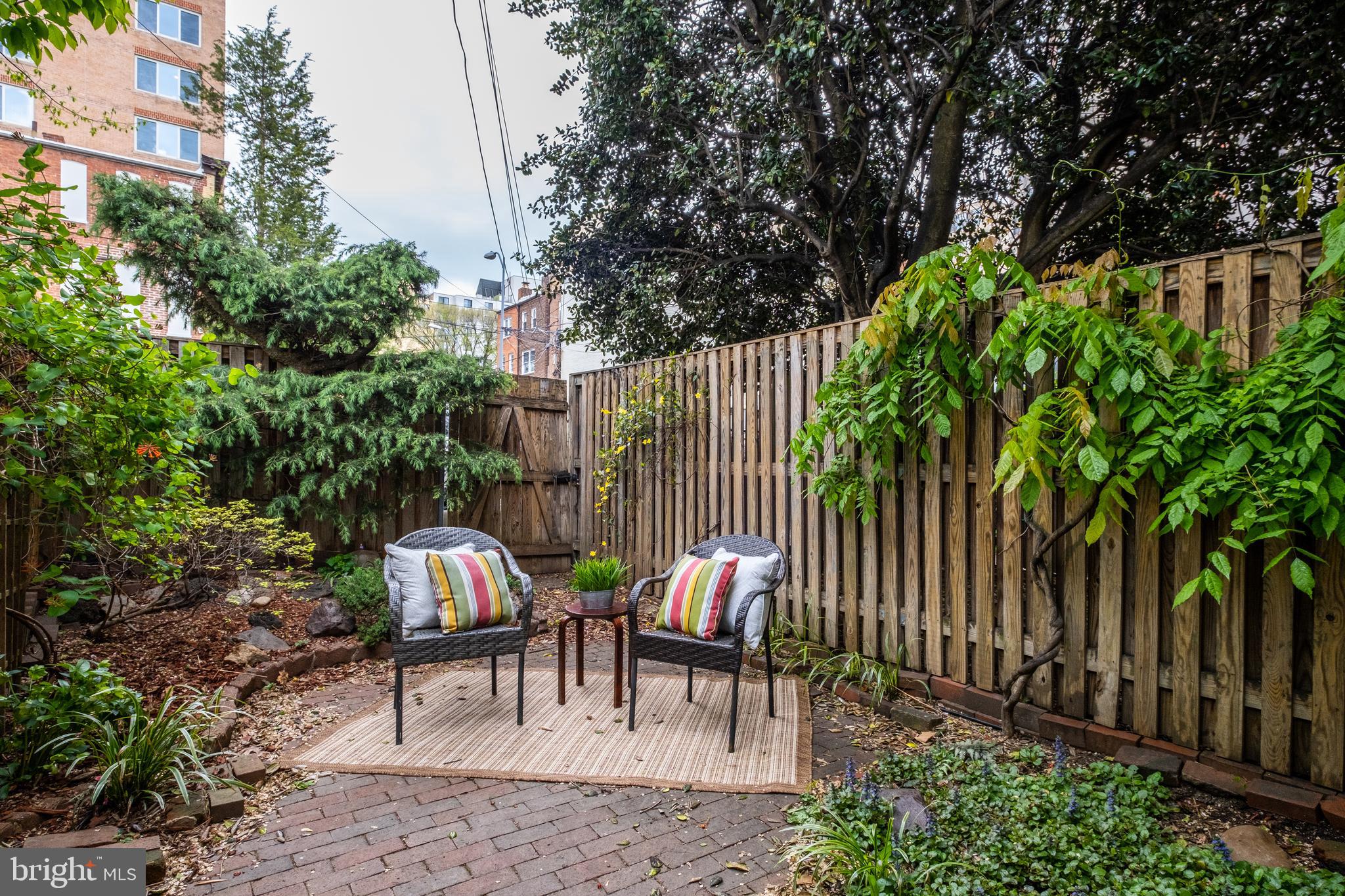 2415 I Street Northwest Washington, DC 20037 - Photo 8 of 28 Fenced patio off of the living room