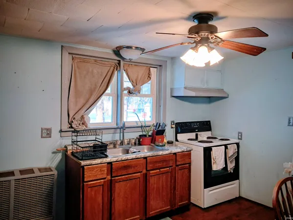 $118,000 | 600 East Street, Walton, IN 46994