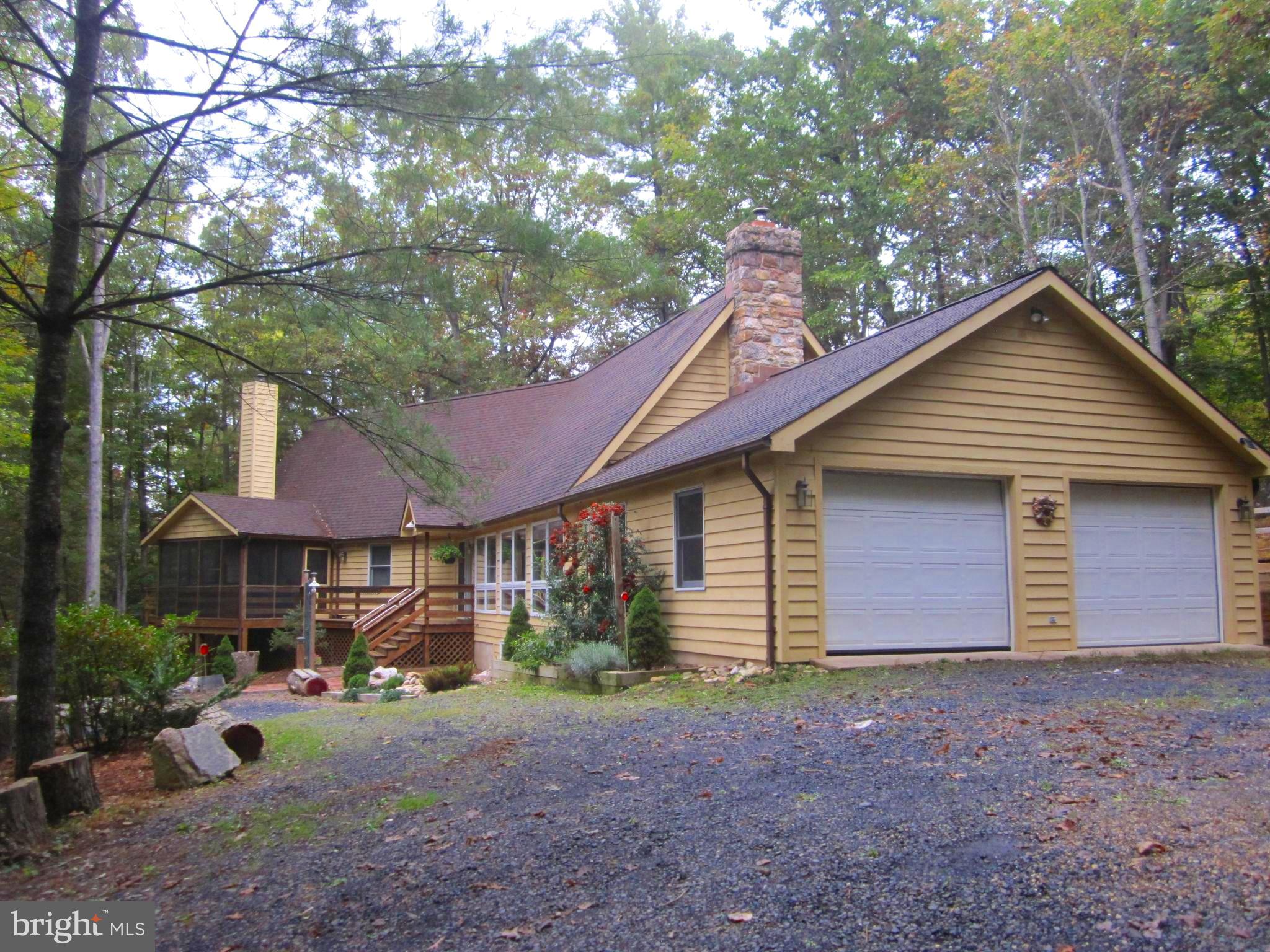 153 Ellis Road Basye, VA 22842 - Photo 4 of 56