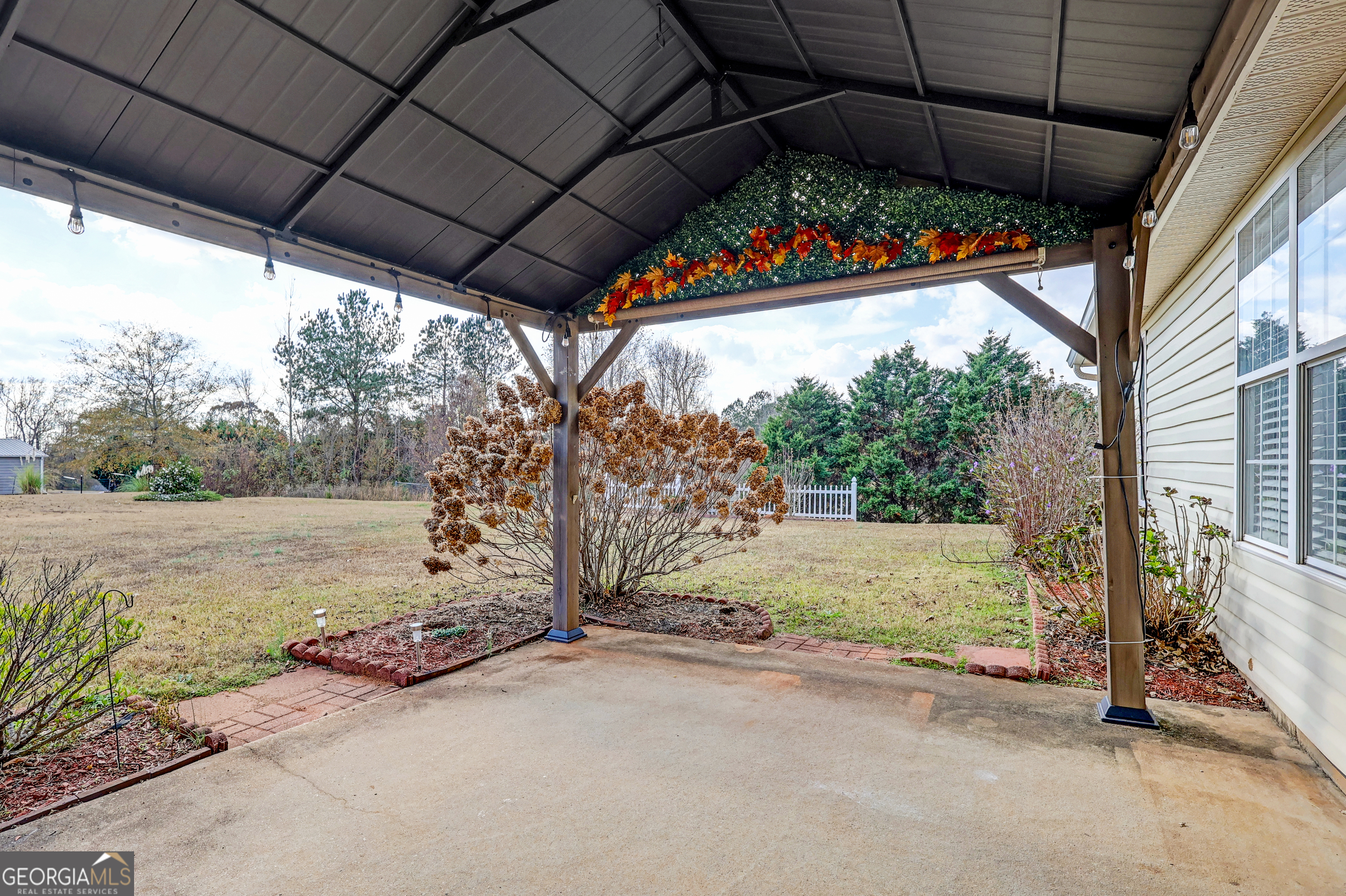 313 Harris Avenue Locust Grove, GA 30248 - Photo 31 of 34 a view of a garage