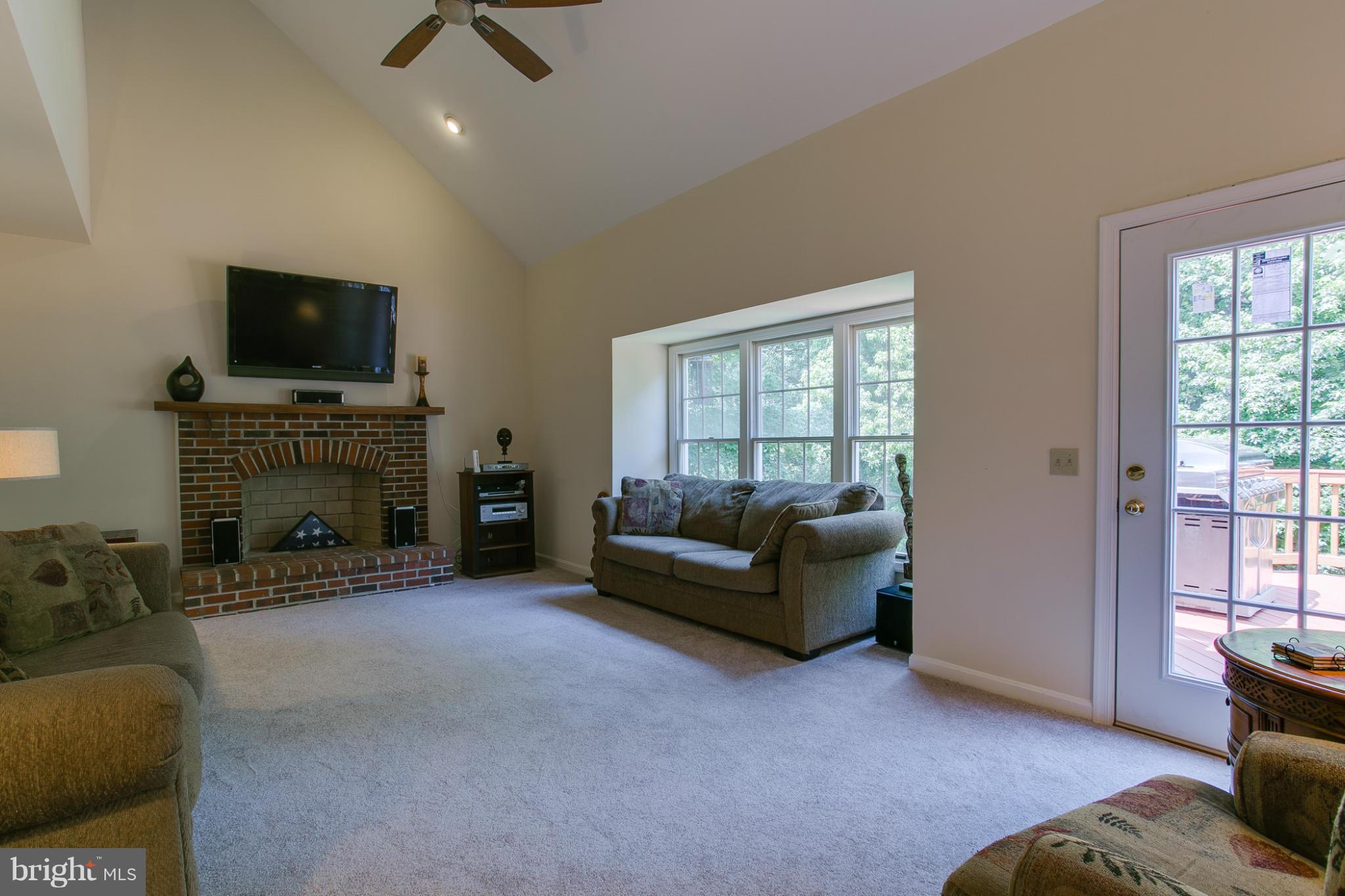 8220 Sandy Stream Road Laurel, MD 20723 - Photo 13 of 30 Family Room