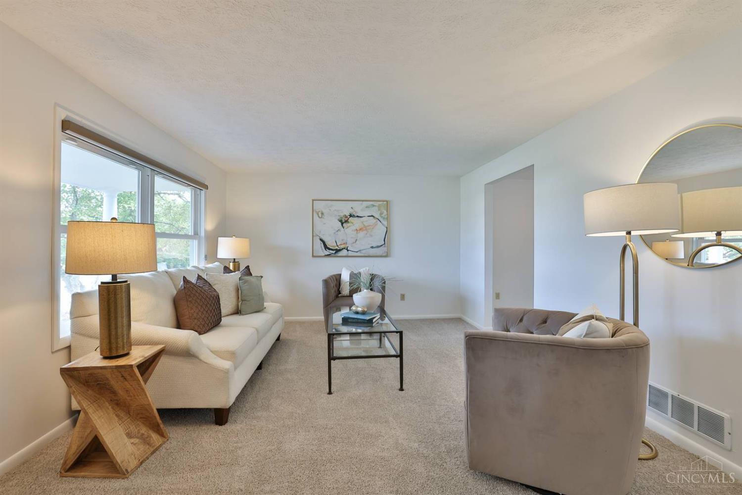 867 Yorkhaven Road Springdale, OH 45240 - Photo 5 of 43