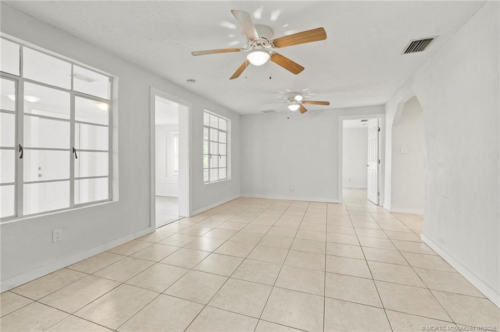 3915 Southeast Salerno Road Stuart, FL 34997 - Photo 17 of 40