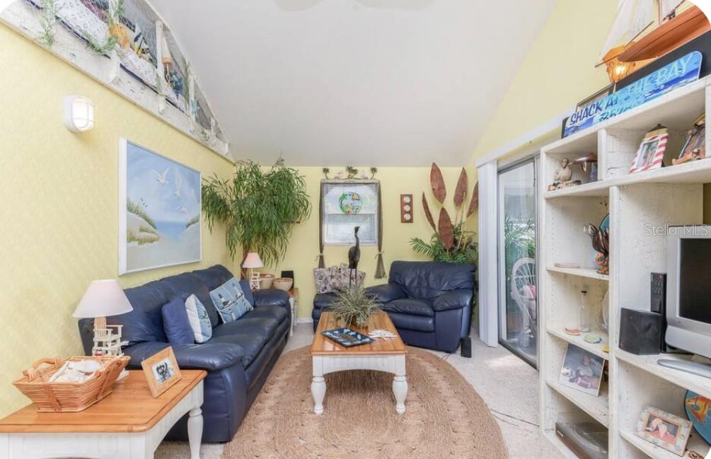 3528 West Shell Point Road Ruskin, FL 33570 - Photo 5 of 7