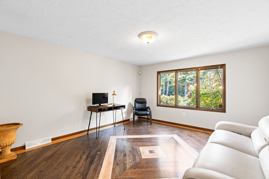 7 Saddle Ridge Road Sudbury, MA 01776 - Photo 22 of 42 Gallery Image 22