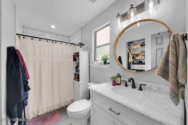 a view of a table in a room