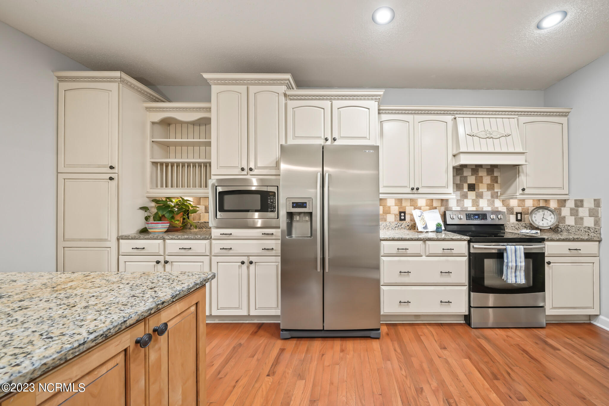 920 Burning Tree Road Pinehurst, NC 28374 - Photo 9 of 60 Custom Kitchen