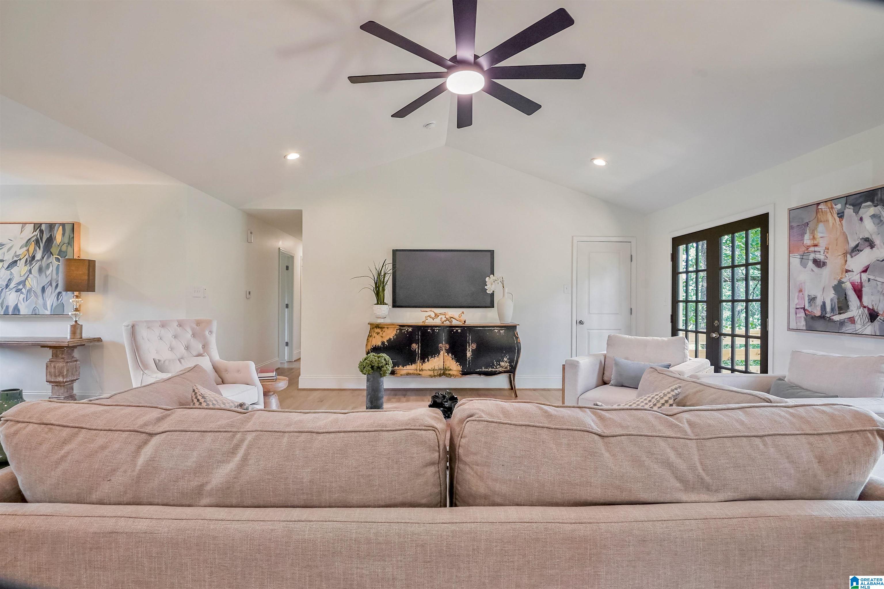 125 Shades Crest Road Birmingham, AL 35226 - Photo 22 of 57