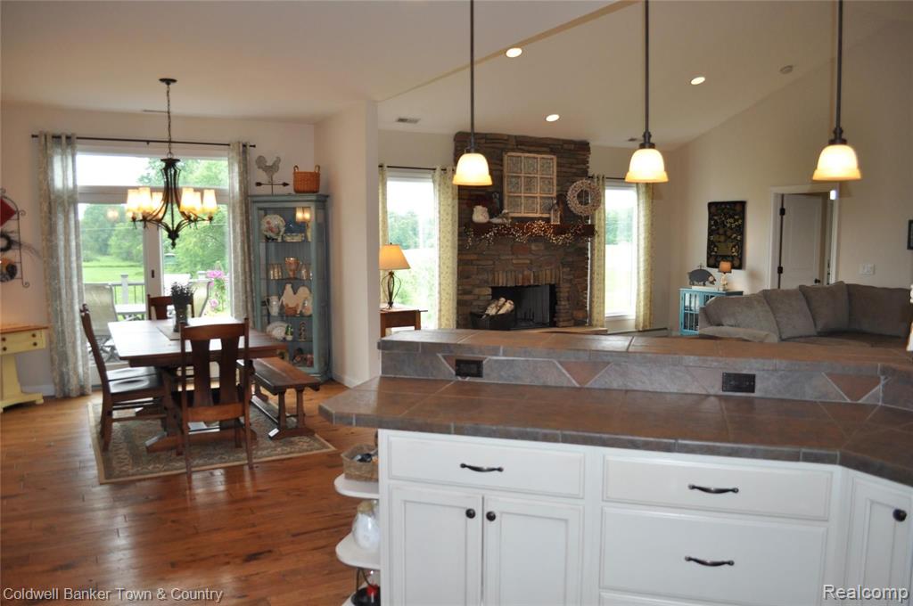 6400 Dutcher Road Howell, MI 48843 - Photo 7 of 82