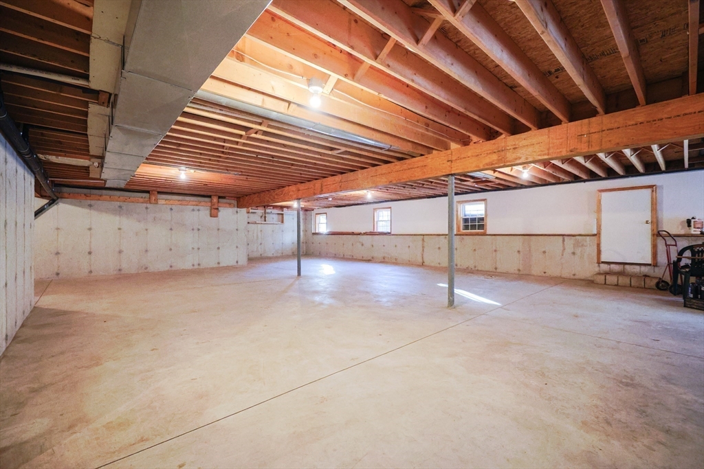 1380 North Brookfield Road Oakham, MA 01068 - Photo 29 of 37 a view of a garage