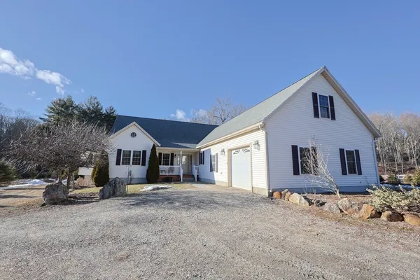 $735,000 | 1380 North Brookfield Road, Oakham, MA 01068