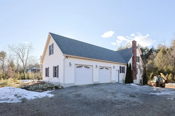 $735,000 | 1380 North Brookfield Road, Oakham, MA 01068