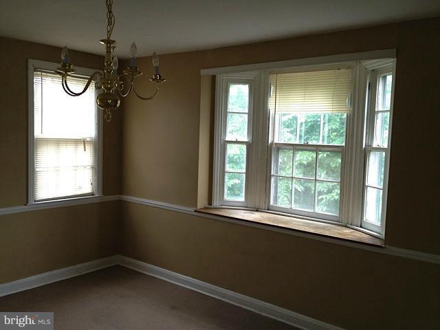 1501 Oakridge Road Baltimore, MD 21218 - Photo 8 of 9 Dining Room