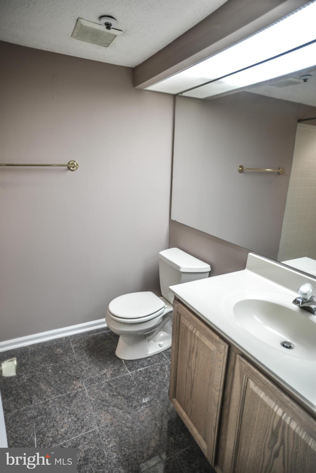 19205 Cross Ridge Drive Germantown, MD 20874 - Photo 6 of 22 Bath