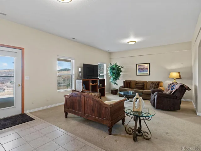 $950,000 | 5272 Country Club Drive, Larkspur, CO 80118