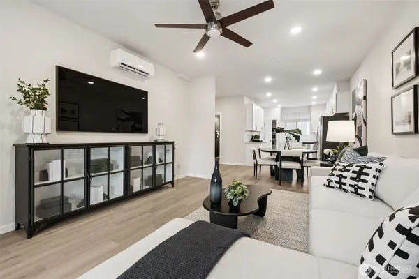 $699,990 | 27026 187th Place Southeast, Unit 103, Covington, WA 98042