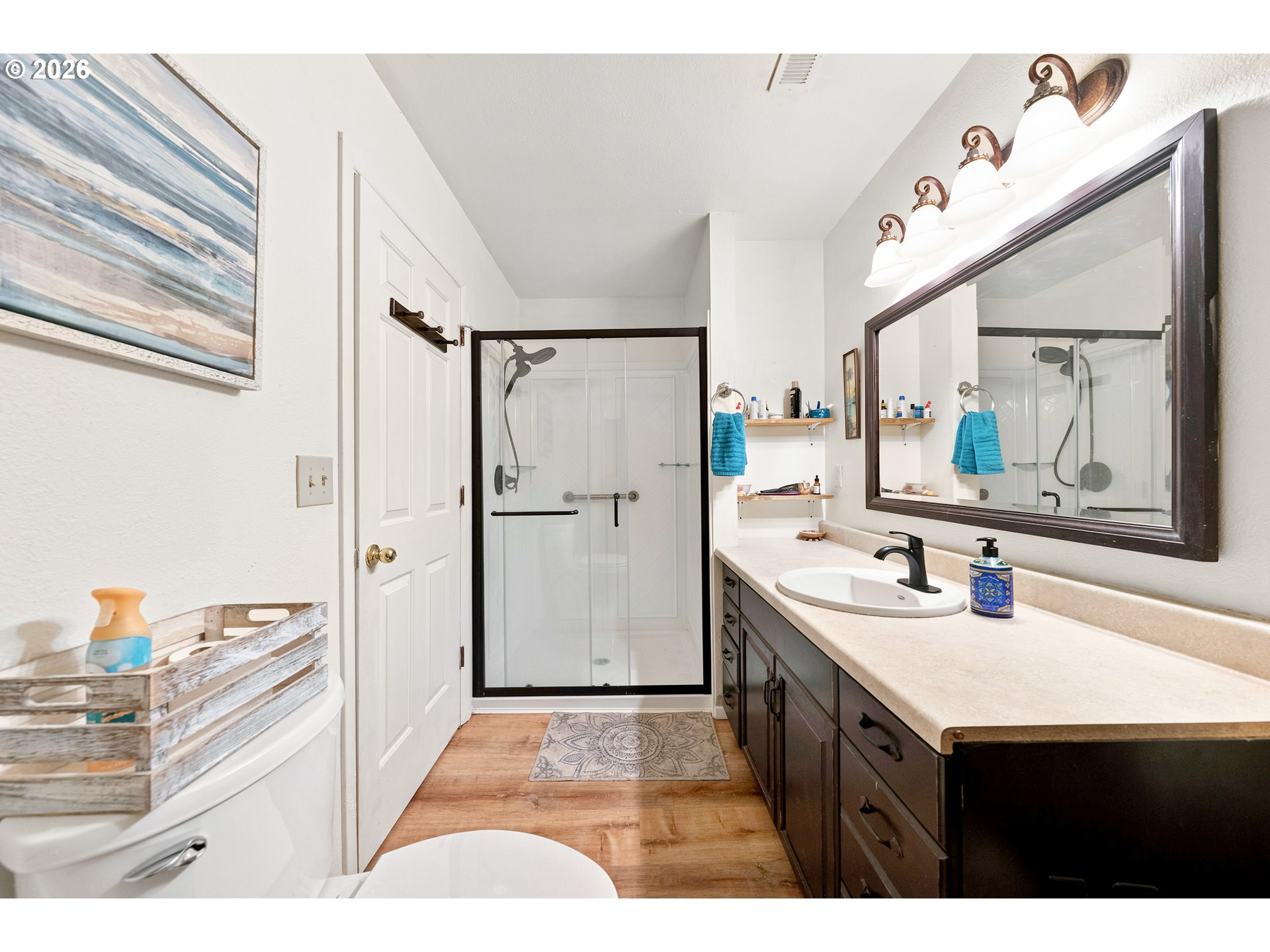 3842 Melrose Road Roseburg, OR 97471 - Photo 20 of 48 Bathroom