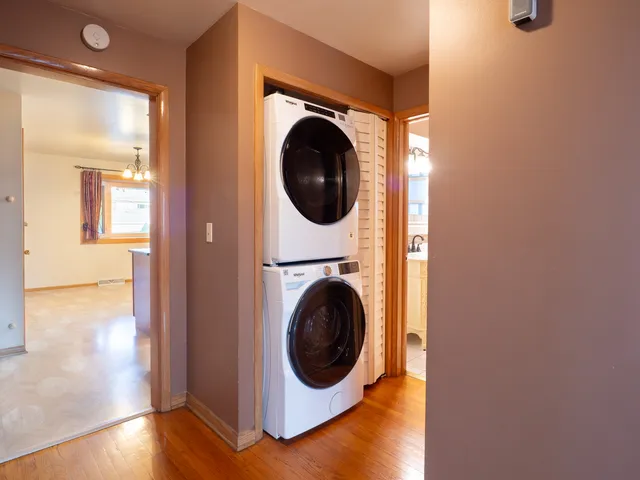 $440,000 | 4841 North Rutherford Avenue, Chicago, IL 60656