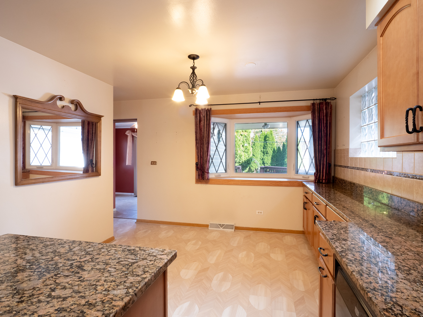 4841 North Rutherford Avenue Chicago, IL 60656 - Photo 7 of 30