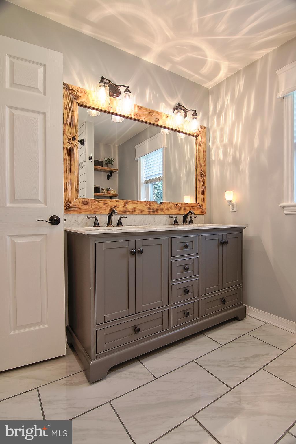 2381 Yost Road Bath, PA 18014 - Photo 25 of 42 Upgraded Full Bath