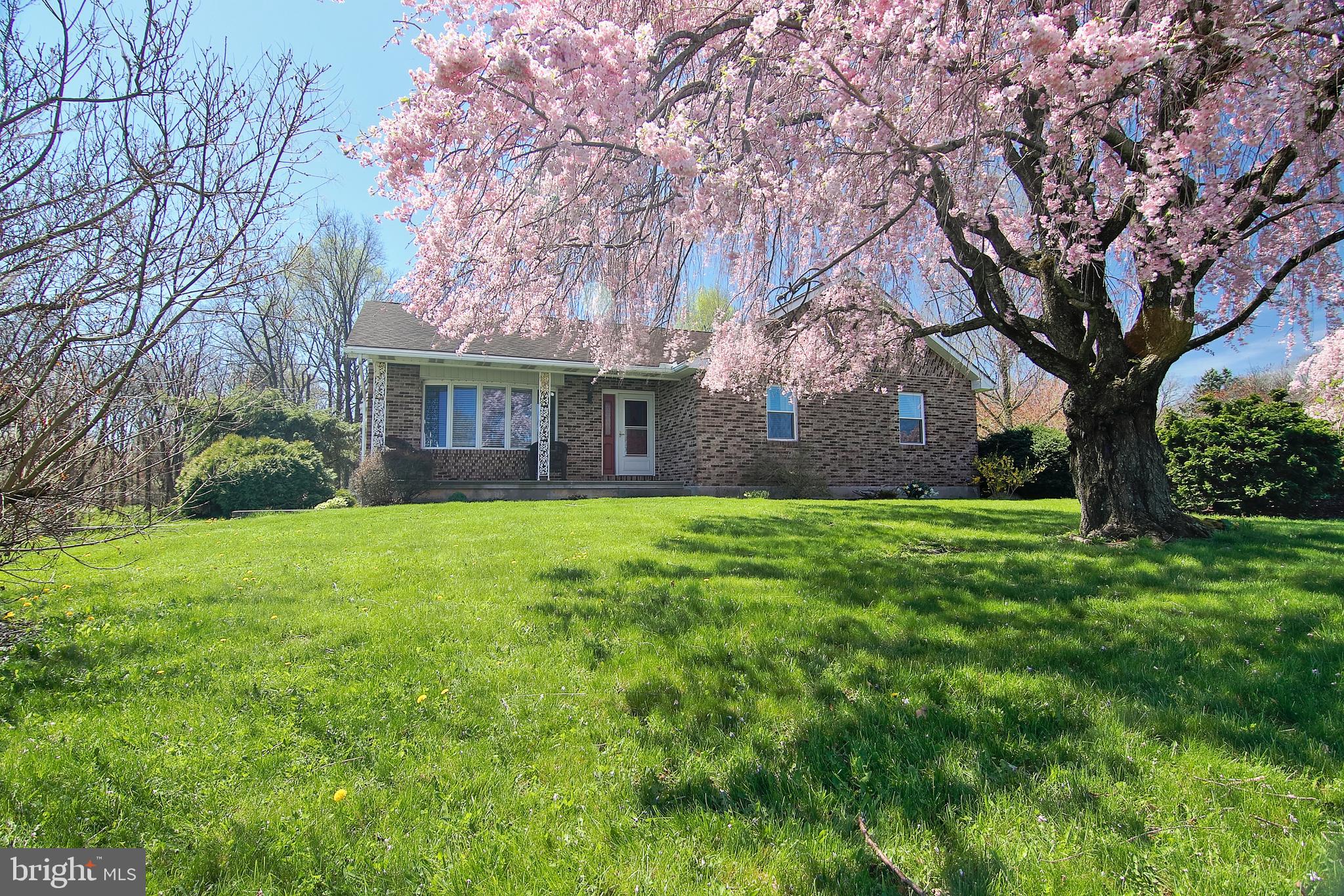 2381 Yost Road Bath, PA 18014 - Photo 36 of 42 Exterior Front
