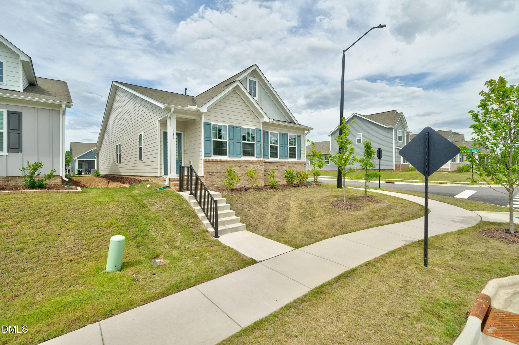 636 Juniper Berry Road Knightdale, NC 27545 - Photo 2 of 42 41-web-or-mls-636 Juniper Berry Rd - 5