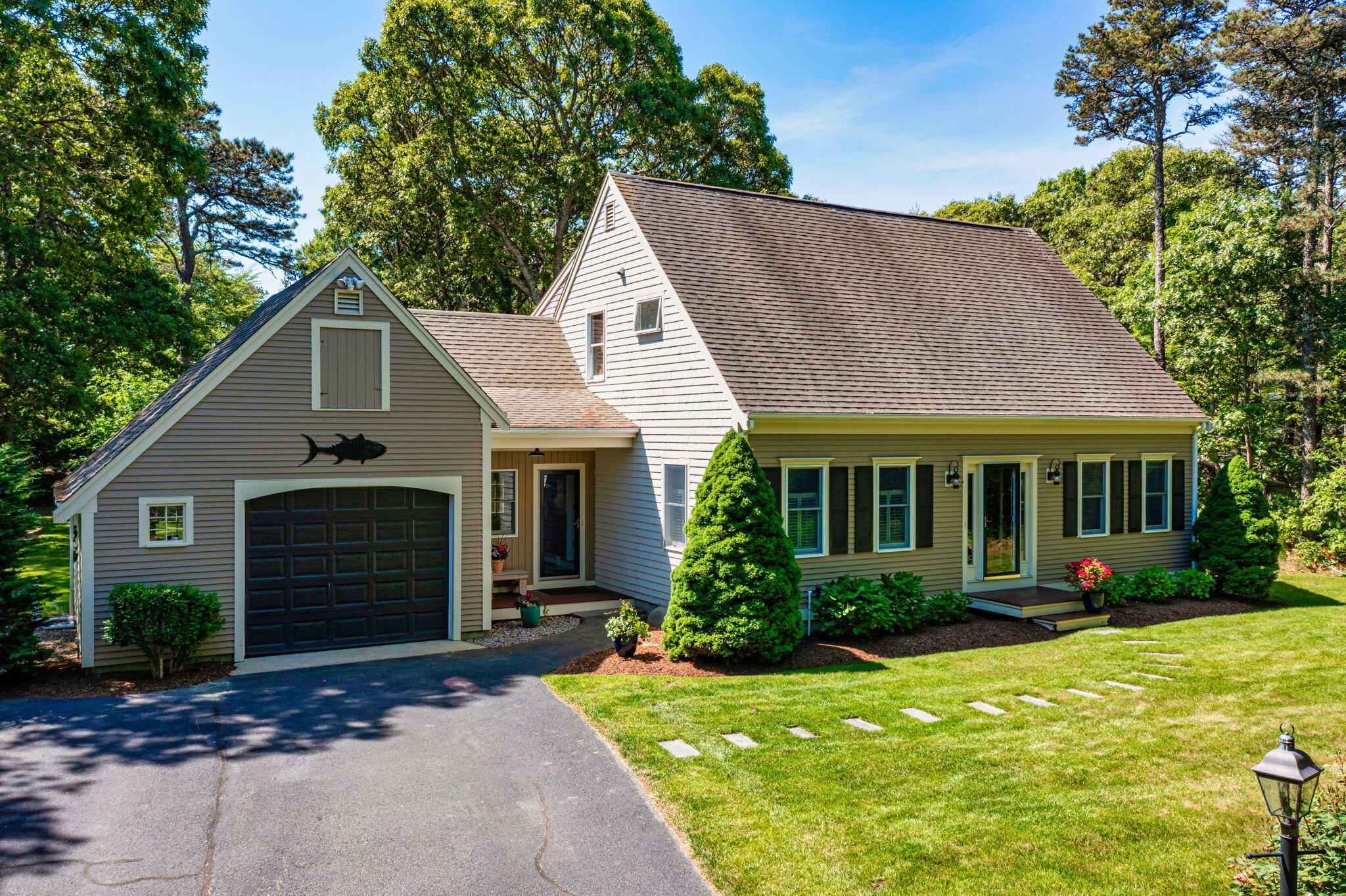 290 Old Long Pond Road Brewster, MA 02631 - Photo 2 of 45 web_290OldD-2