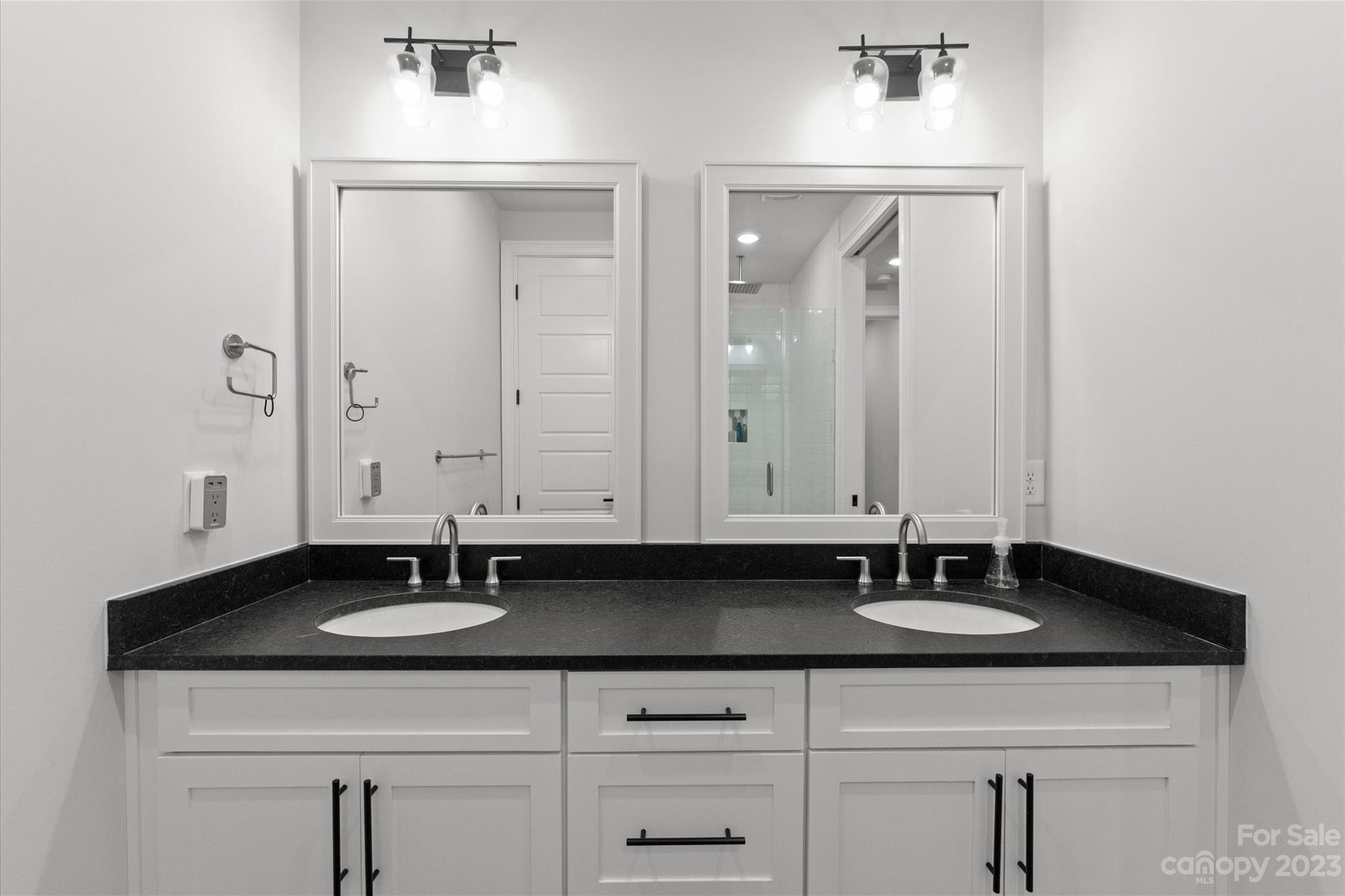 1333 Reece Road Charlotte, NC 28209 - Photo 32 of 36 Gallery Image 32
