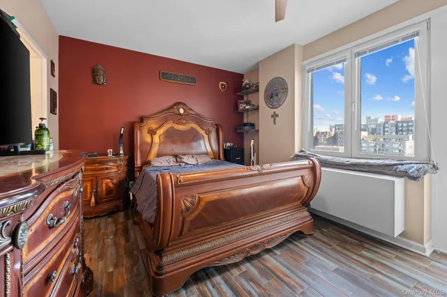 $599,000 | 118-20 Ocean Promenade, Unit 6D | Belle Harbor