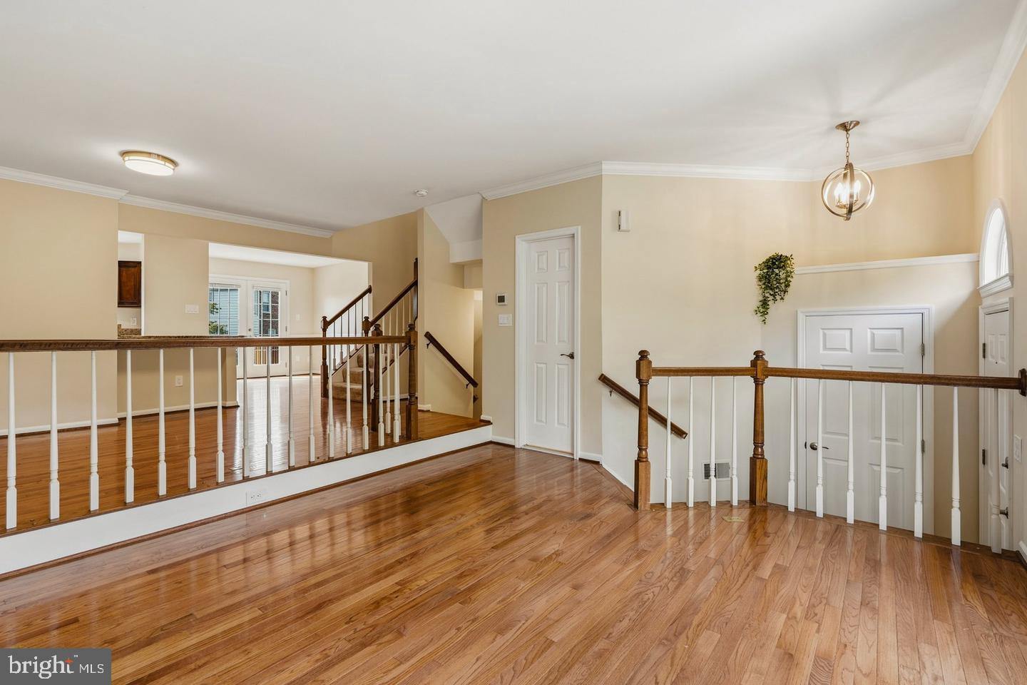 14063 Winding Ridge Lane Centreville, VA 20121 - Photo 2 of 33 Gallery Image 2